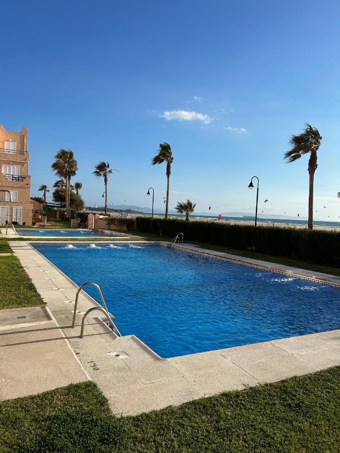 Apartamento Los Lances En Primera Linea De Playa Con Piscina Тарифа Екстериор снимка
